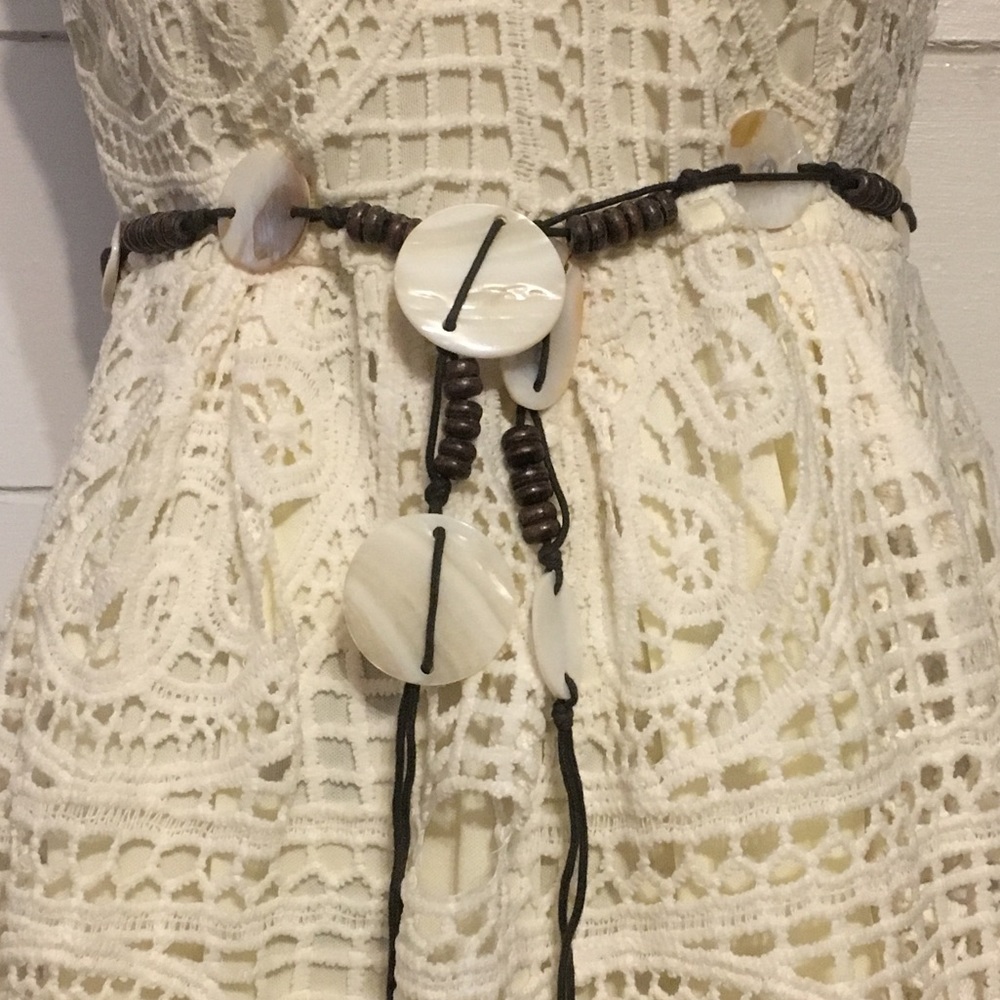 MD⭐️🎀VTG Pearl Abalone Shell Belt